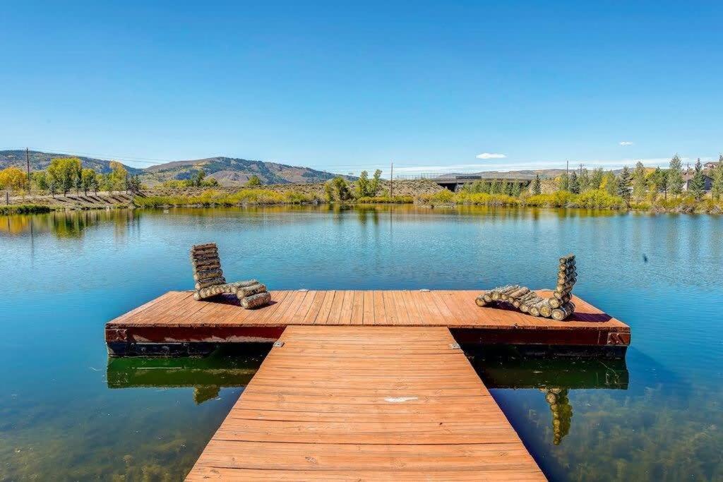 Cozy 3 bedroom Mountain Getaway - Ski Fish Golf view 2