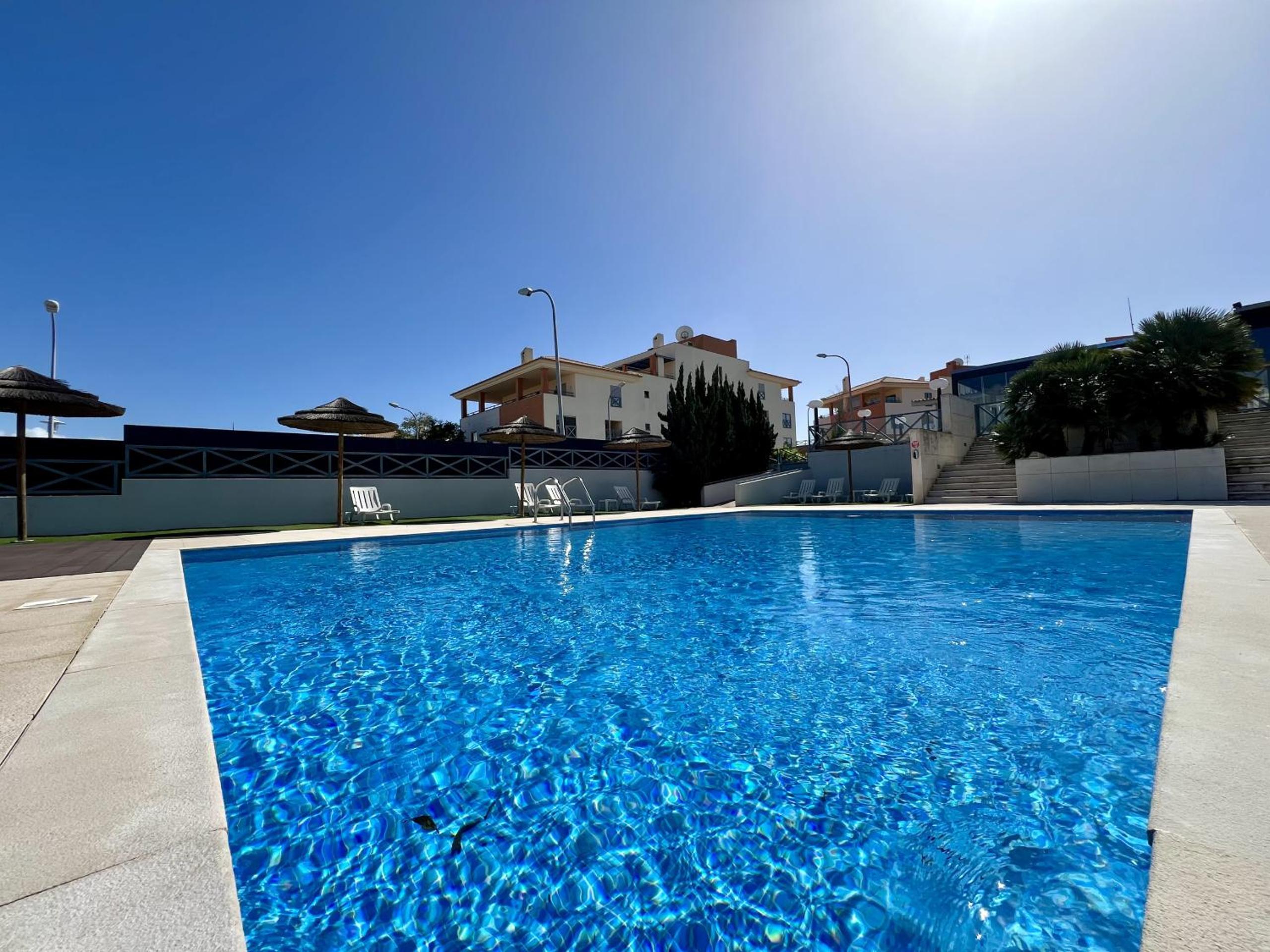 Albufeira Modern 2 With Pool by Homing photo 4