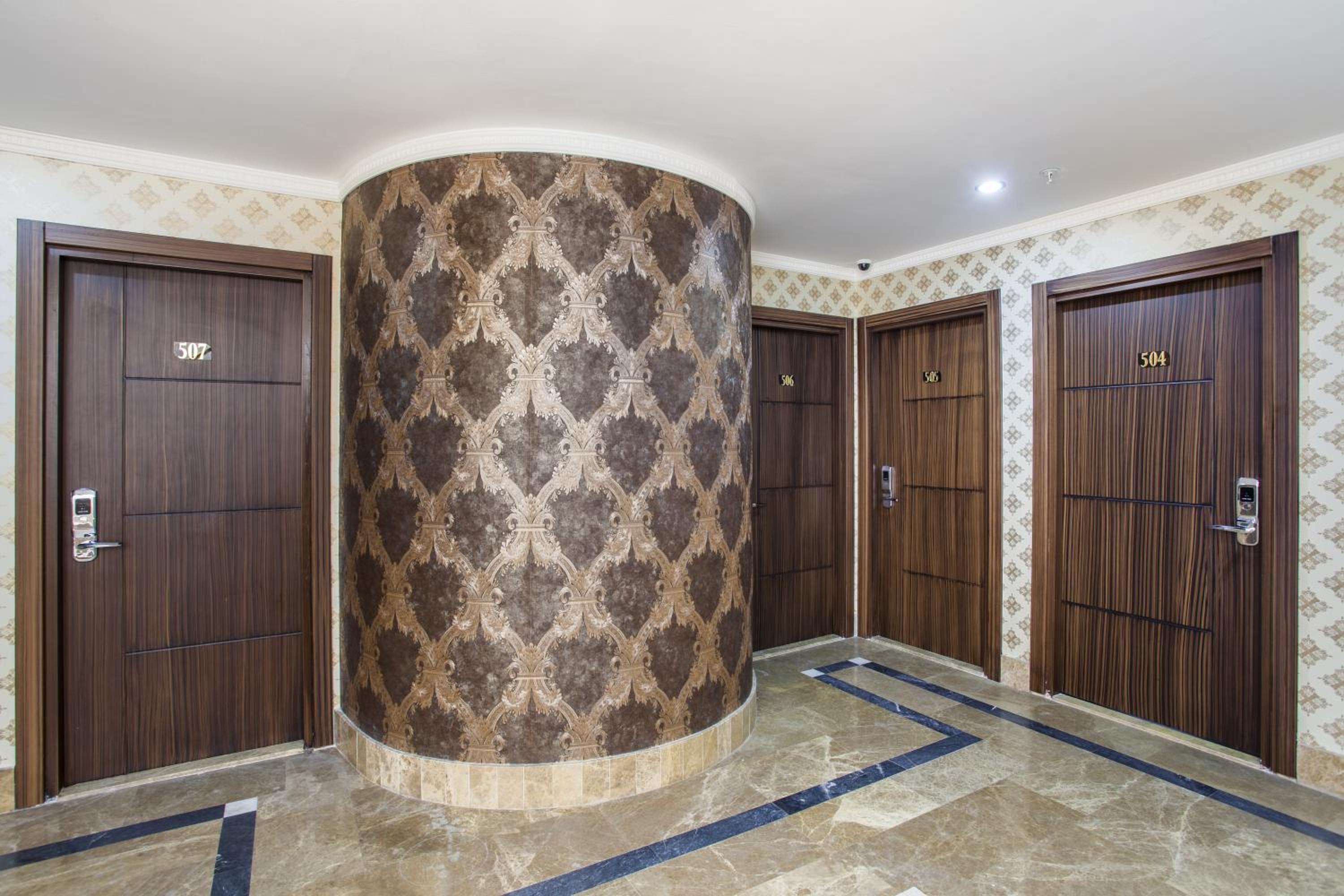 Ayhan Hotel - Image 13