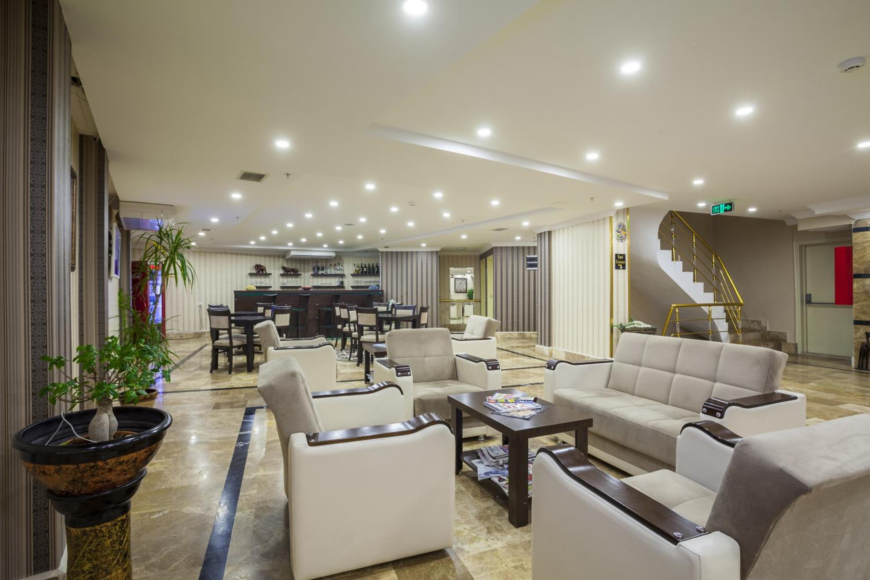 Ayhan Hotel - Image 9