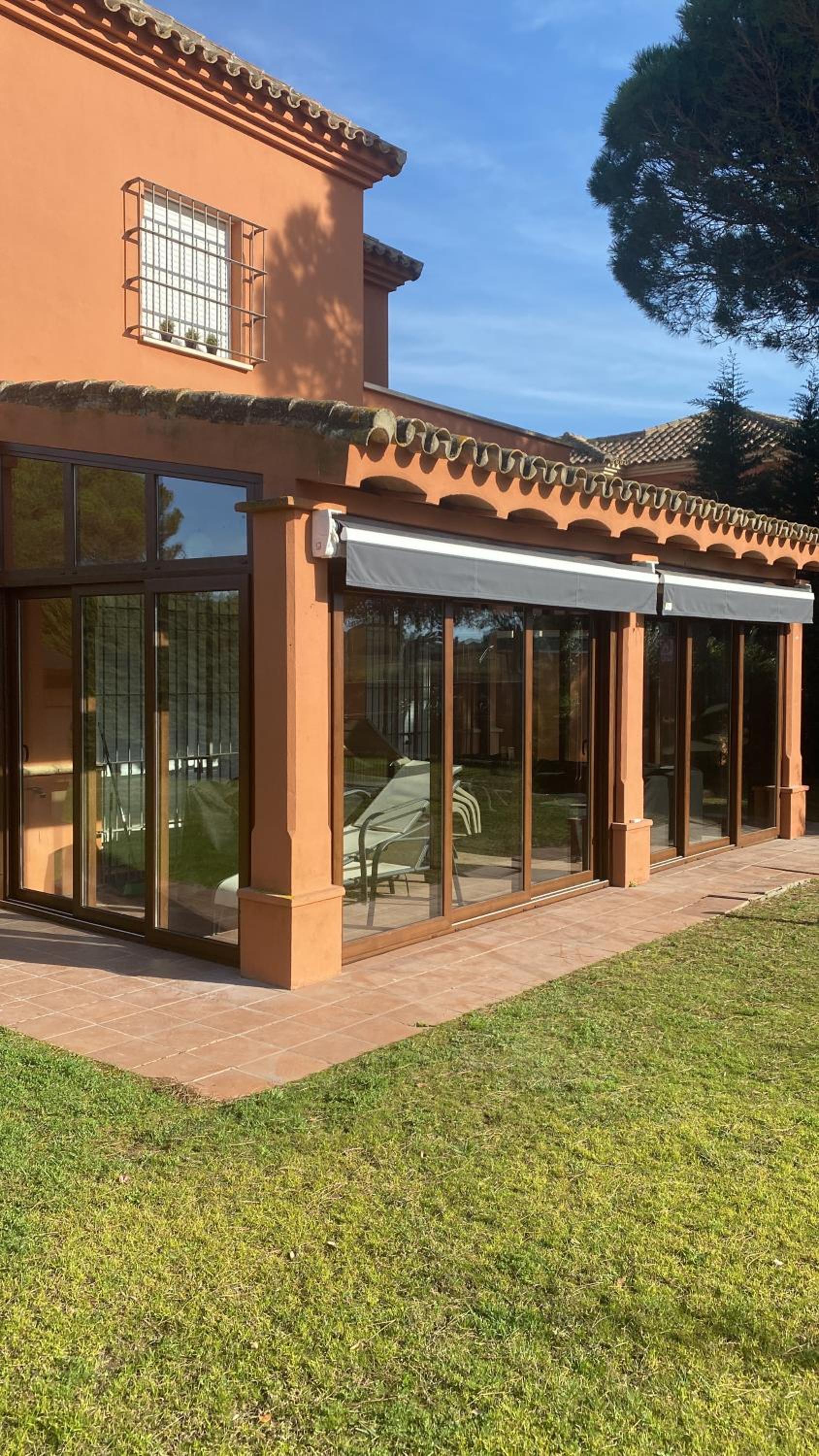 Chalet Novo sancti petri view 2