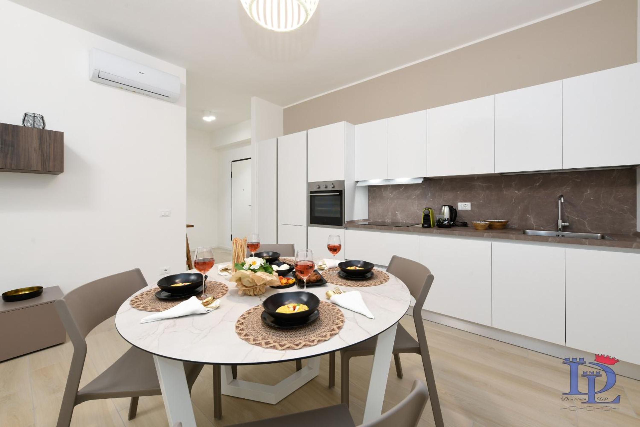 Elegance Apartment DesenzanoLoft Official Partner Homes & Villas by Marriott Bonvoy