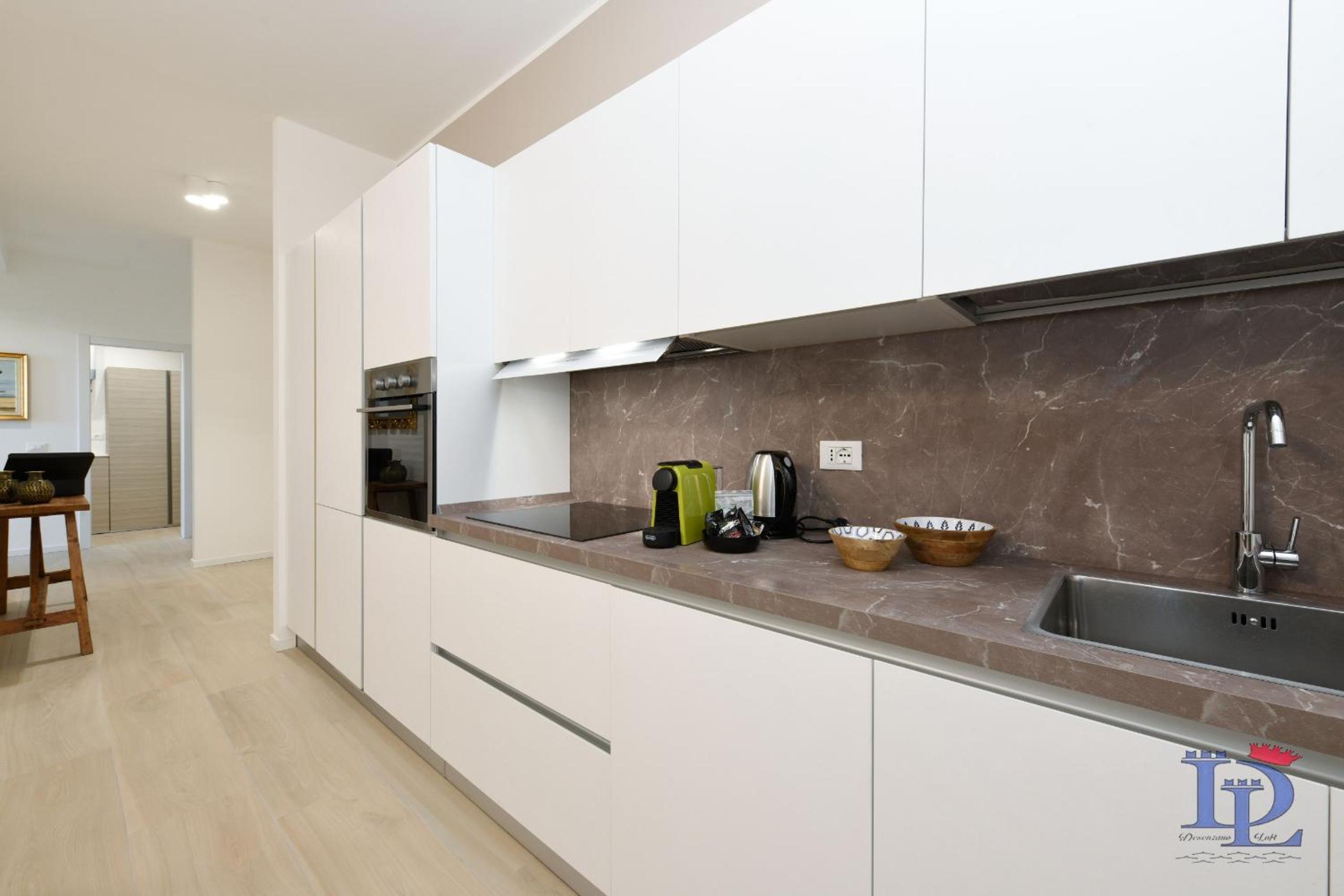 Elegance Apartment DesenzanoLoft Official Partner Homes & Villas by Marriott Bonvoy