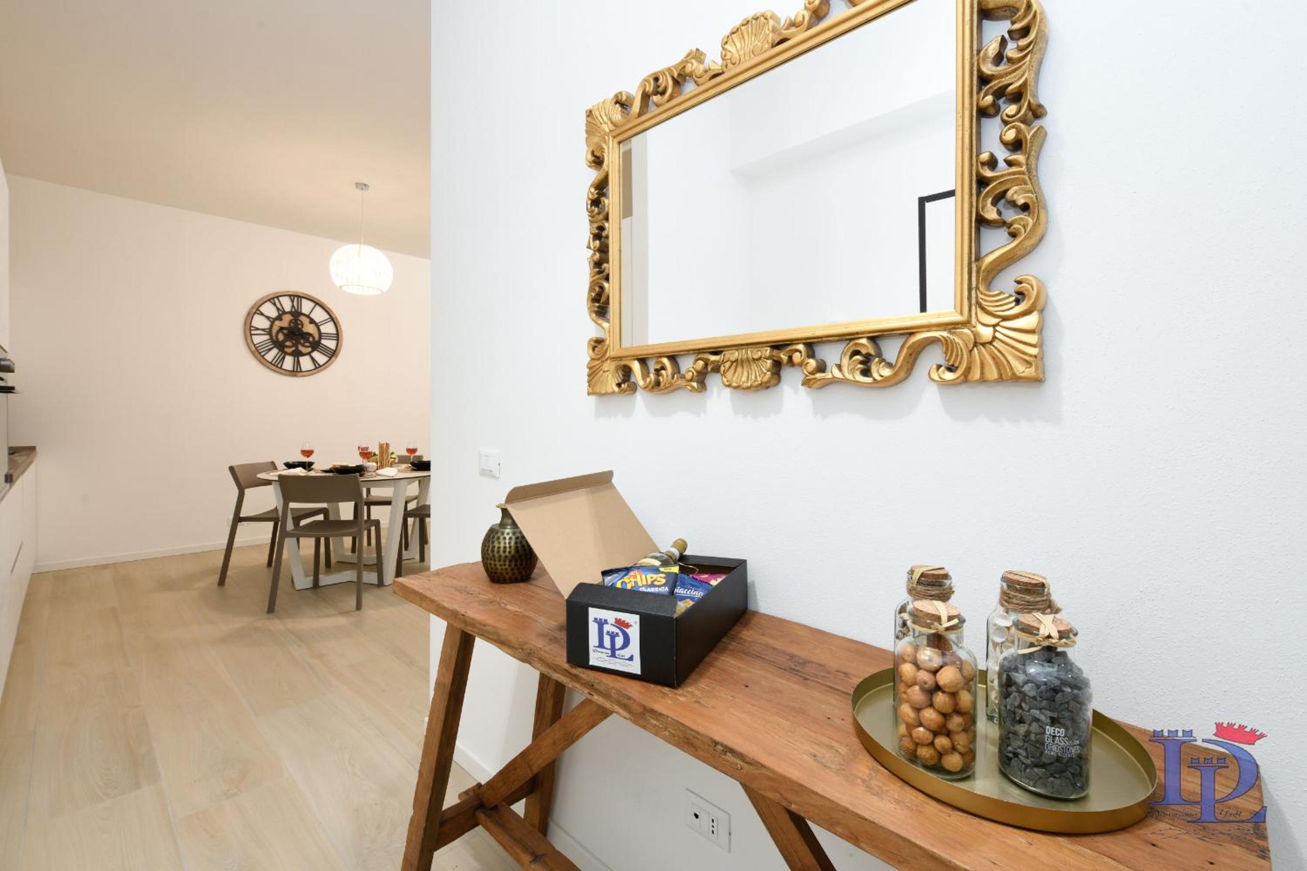 Elegance Apartment DesenzanoLoft Official Partner Homes & Villas by Marriott Bonvoy