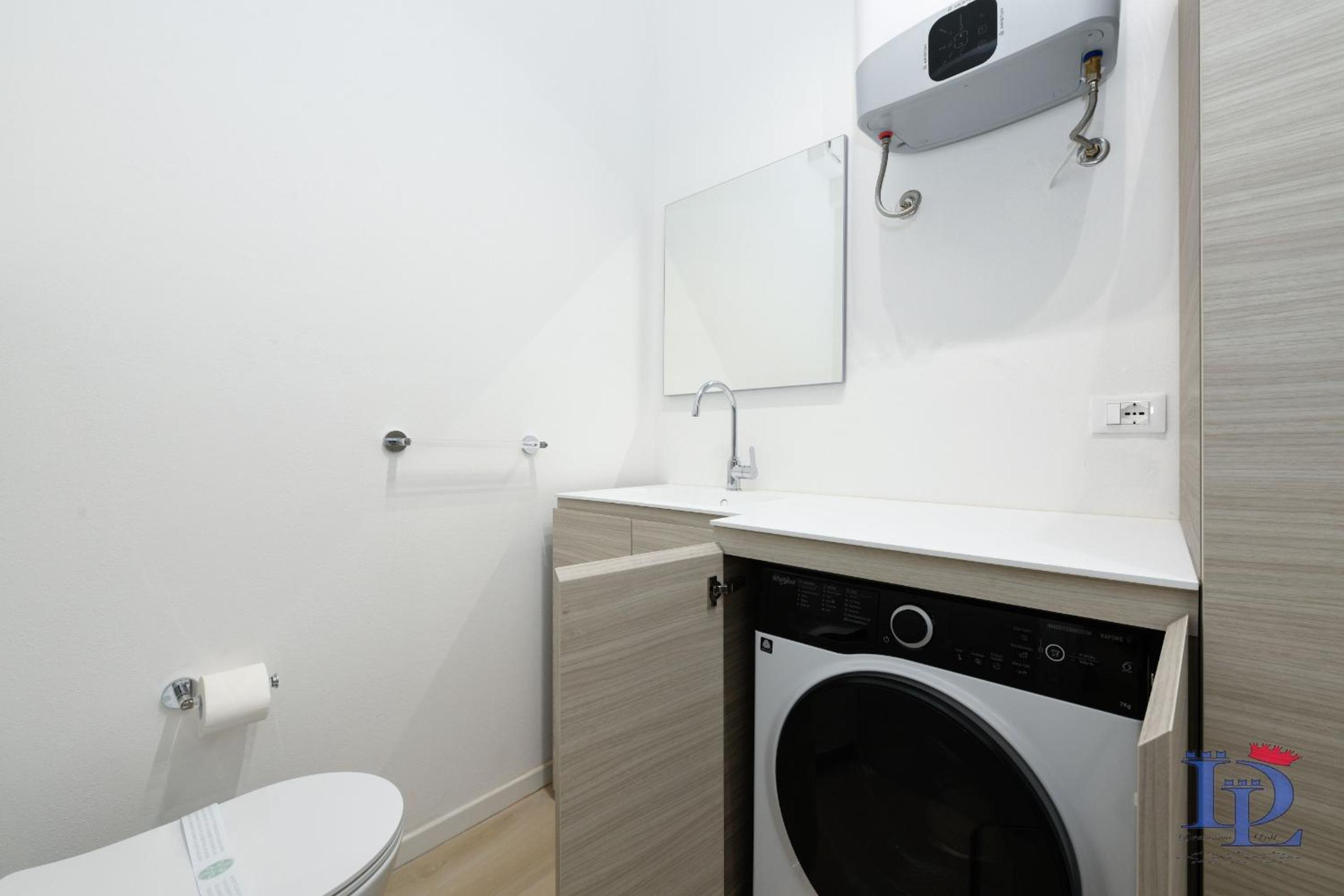 Elegance Apartment DesenzanoLoft Official Partner Homes & Villas by Marriott Bonvoy