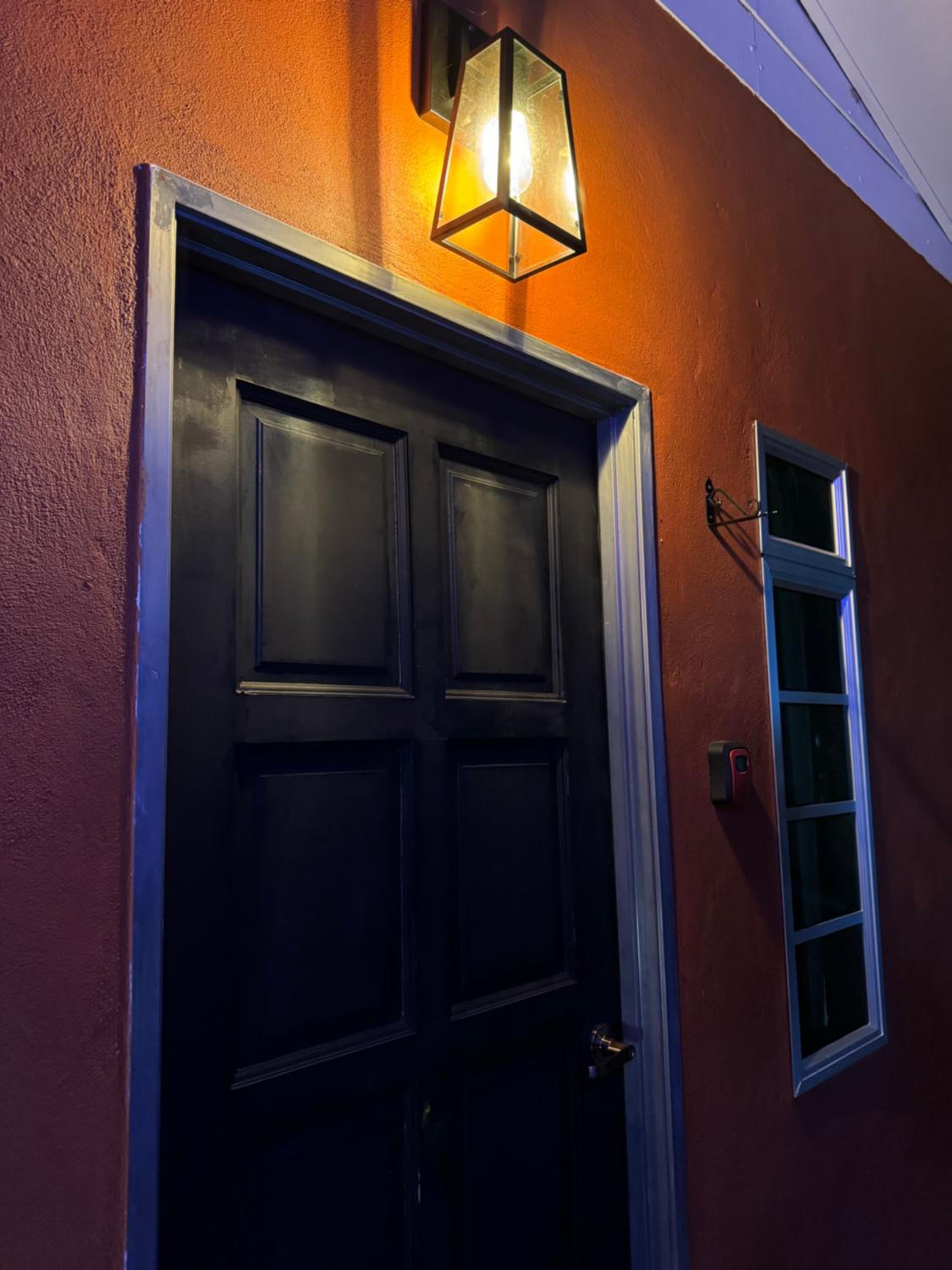 Cozy Scandinavi Guest room - Queen Bed, Free Netflix, Prime & Wi-Fi Near Bukit Mertajam photo 7