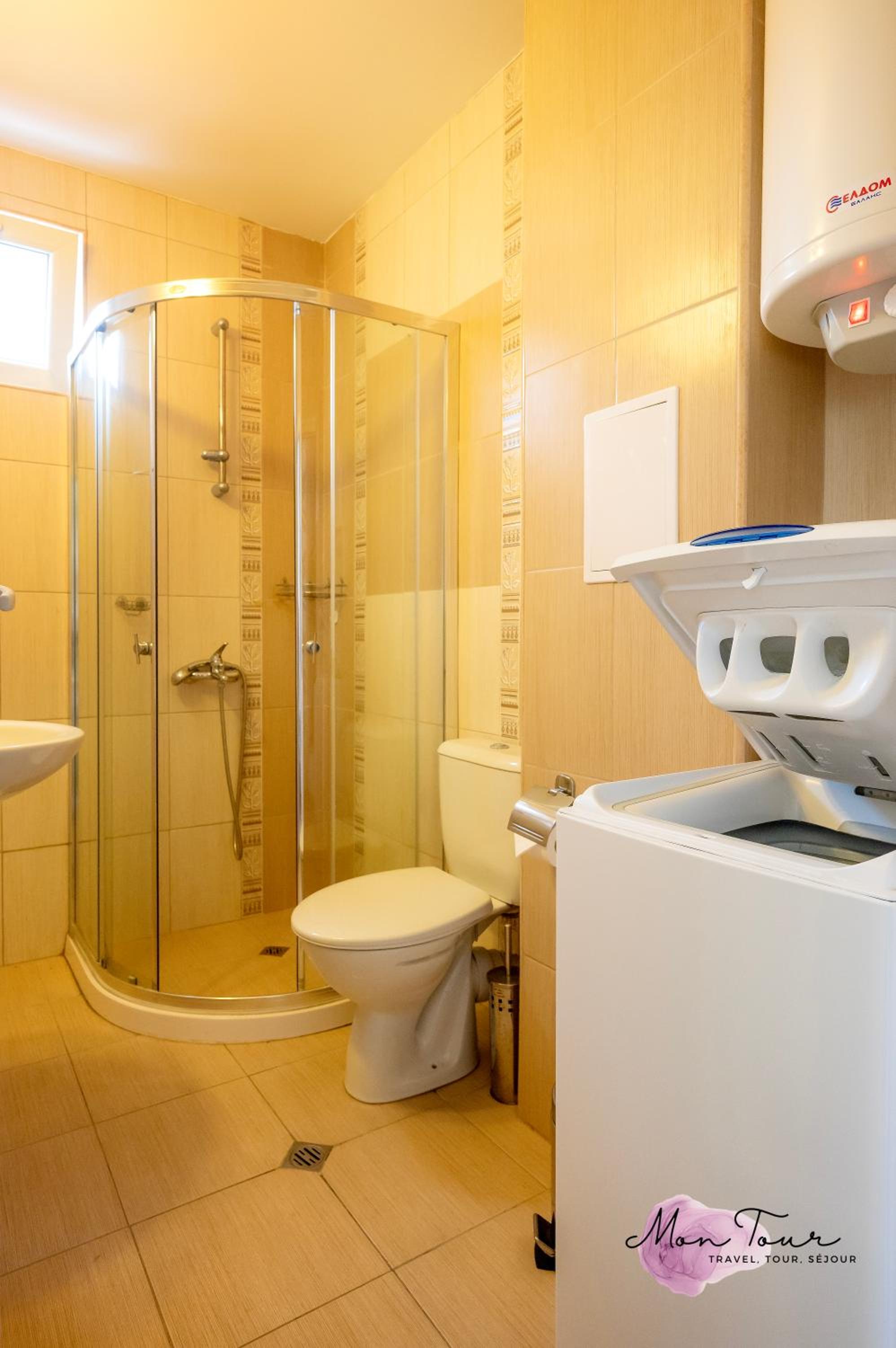 Mon Tour apartments
