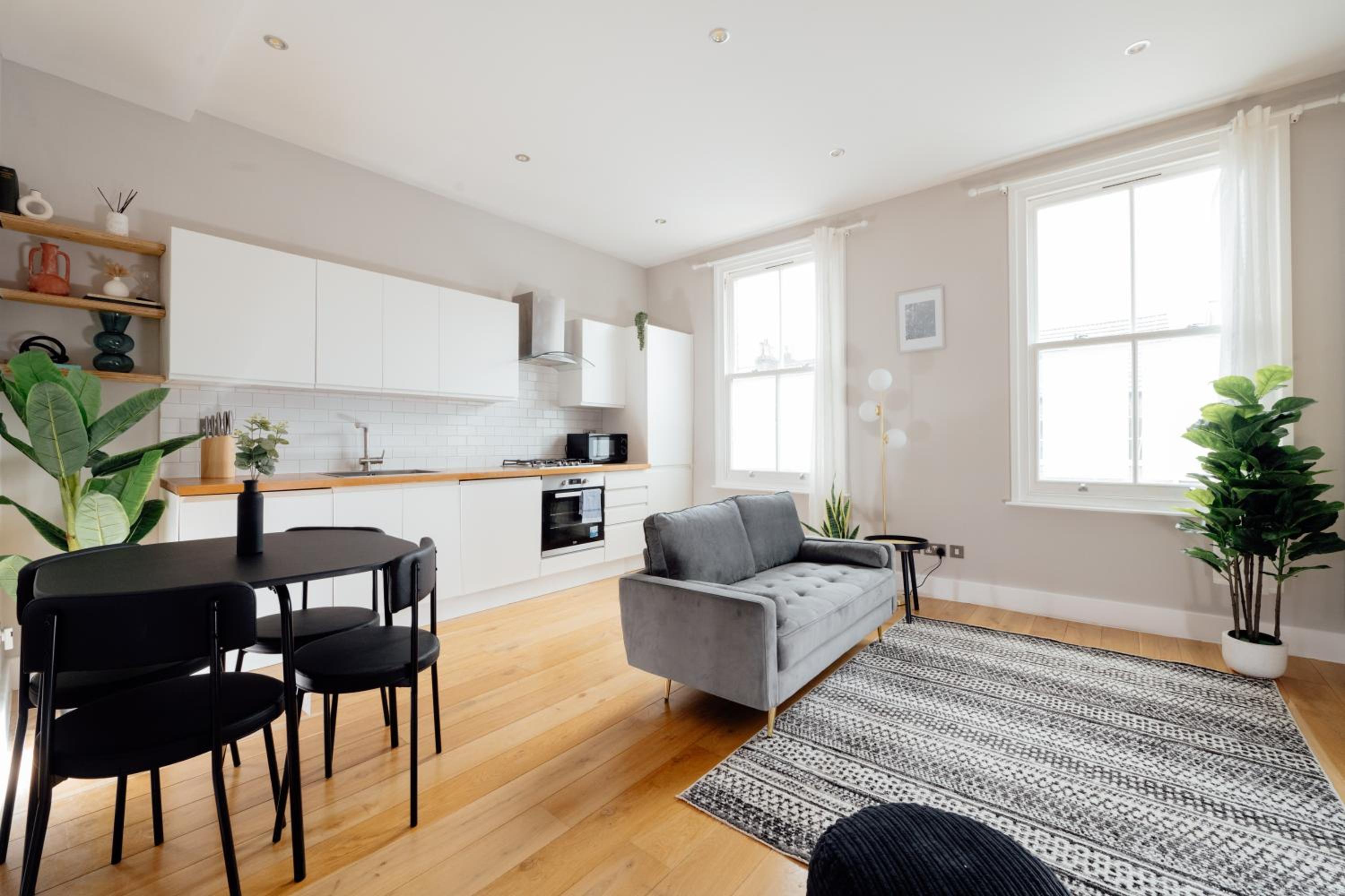 Contemporary & Chic 1 Bedroom Apartment in Honor Oak