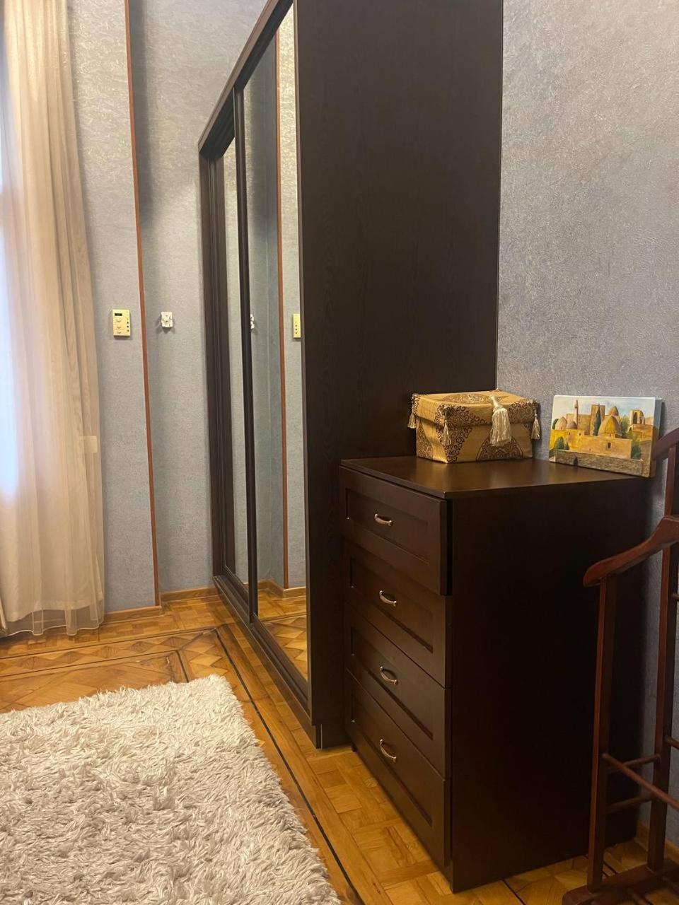 Classical apartment in heart of Baku