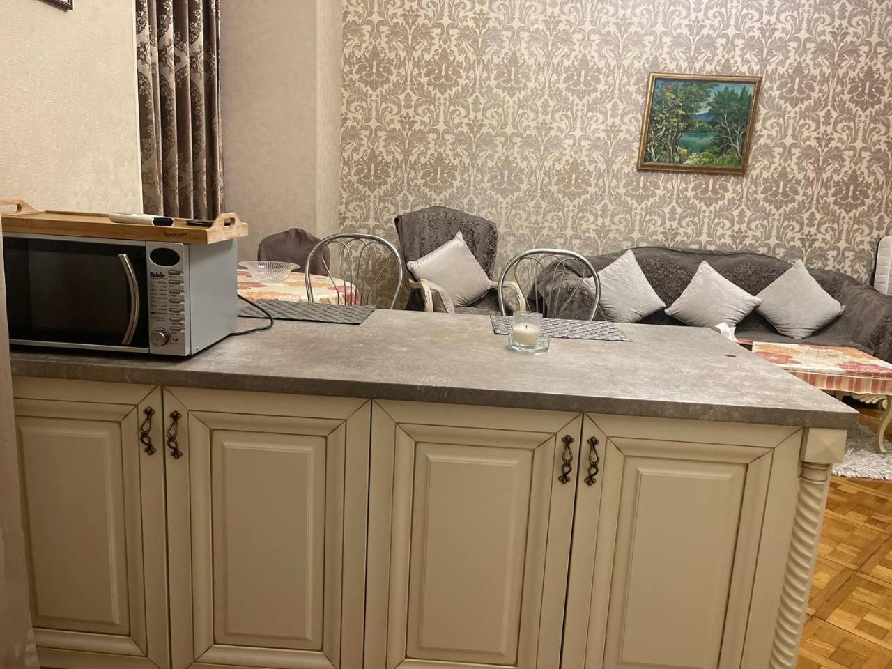 Classical apartment in heart of Baku