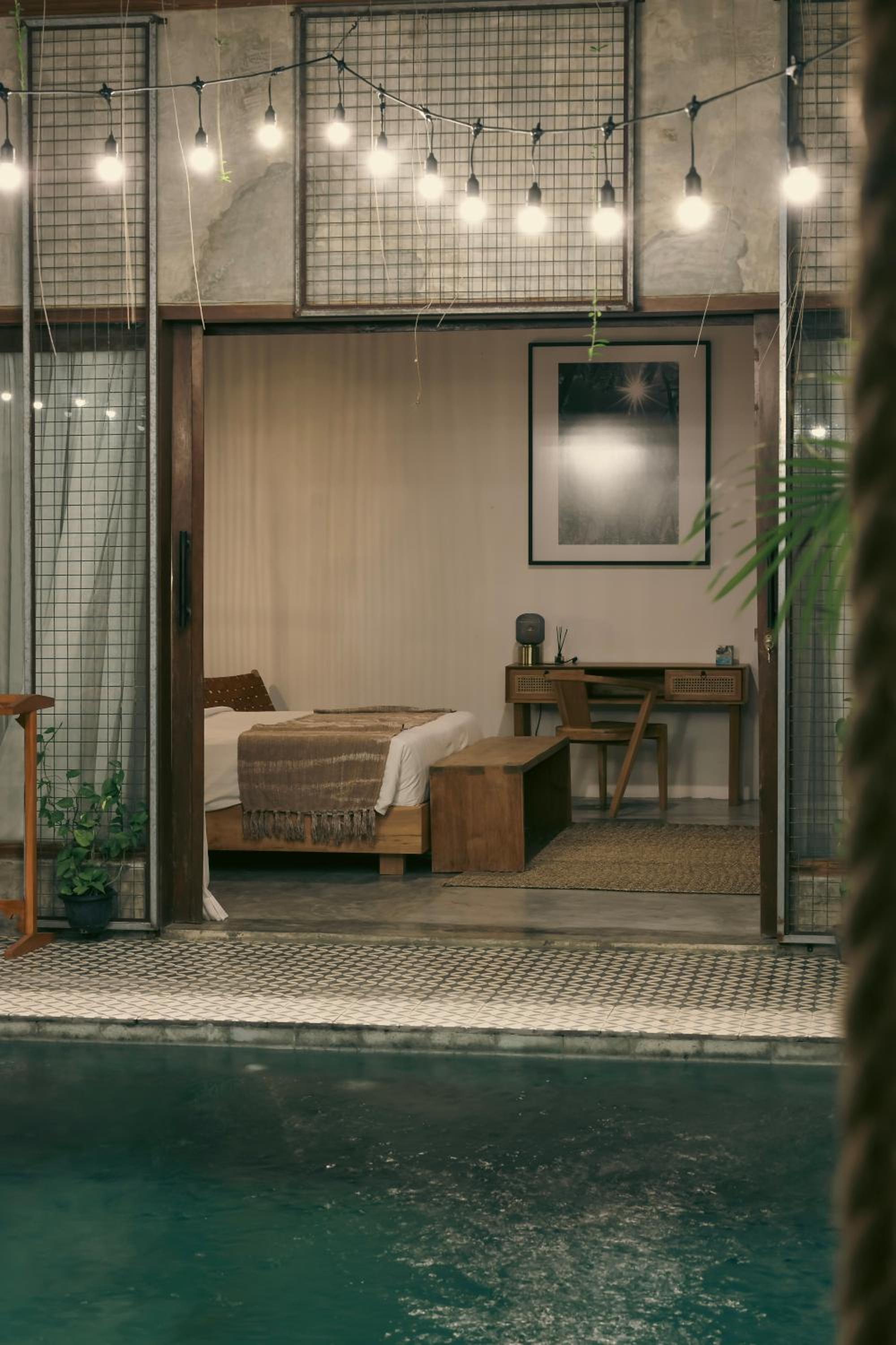 hotel room