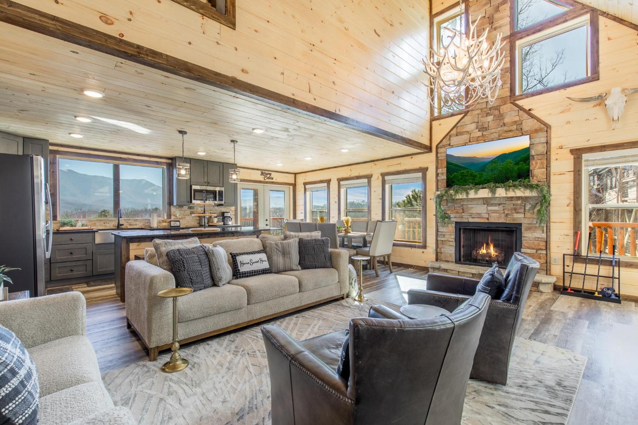 New Luxe Cabin-Great Views, Pool, Hot Tub, Theater view 3
