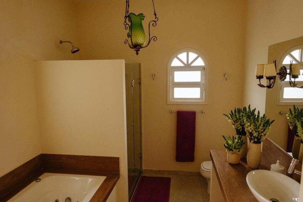 Linda casa 1h30 de SP dentro de HARAS com LAZER