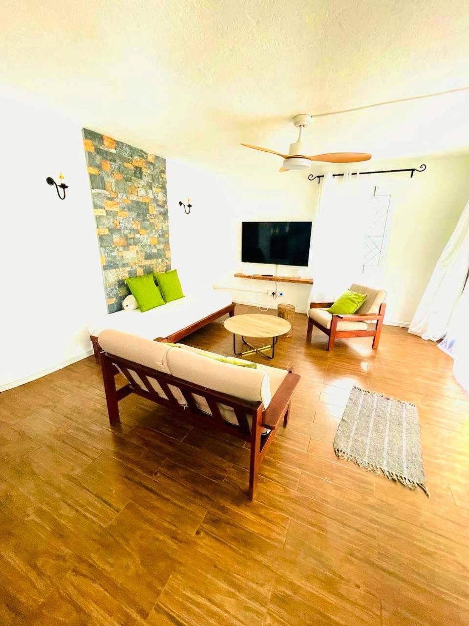 BLUE BEACH APARTMENT