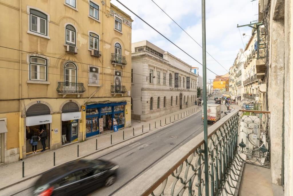 Self check-in, 3BR, AC/heating & breakfast terrace view 2