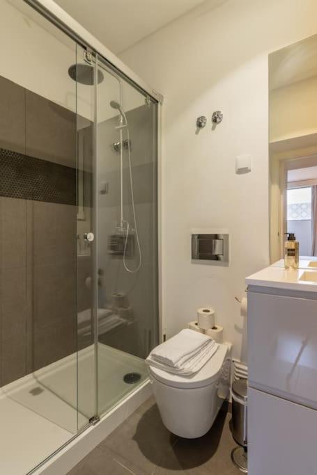 Self check-in, 3BR, AC/heating & breakfast terrace view 3