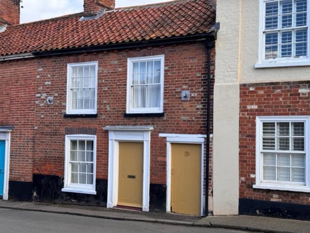 Luxury family and dog friendly cottage in North Norfolk, Aylsham