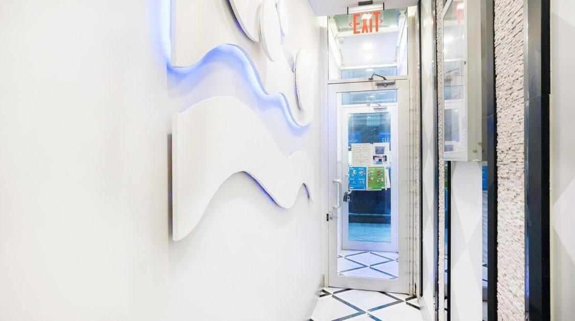 New York City Vacations - 24-3 Prime Gramercy New Studio W D Terrace - Property Image 1