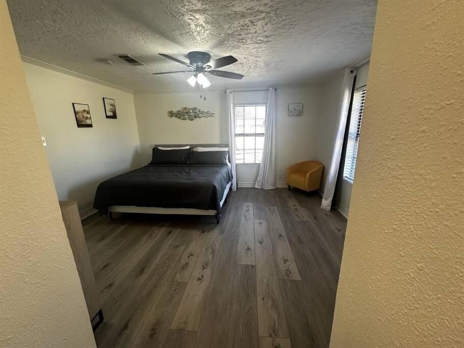Spacious 5 bedroom home in Bridge City - Property Image 13