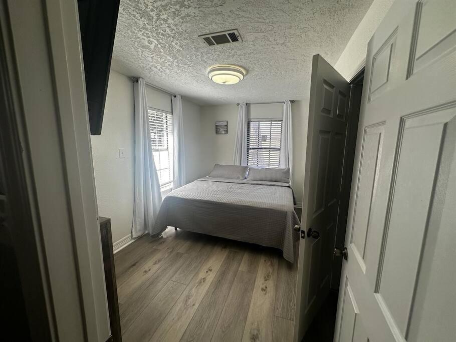 Spacious 5 bedroom home in Bridge City - Property Image 11