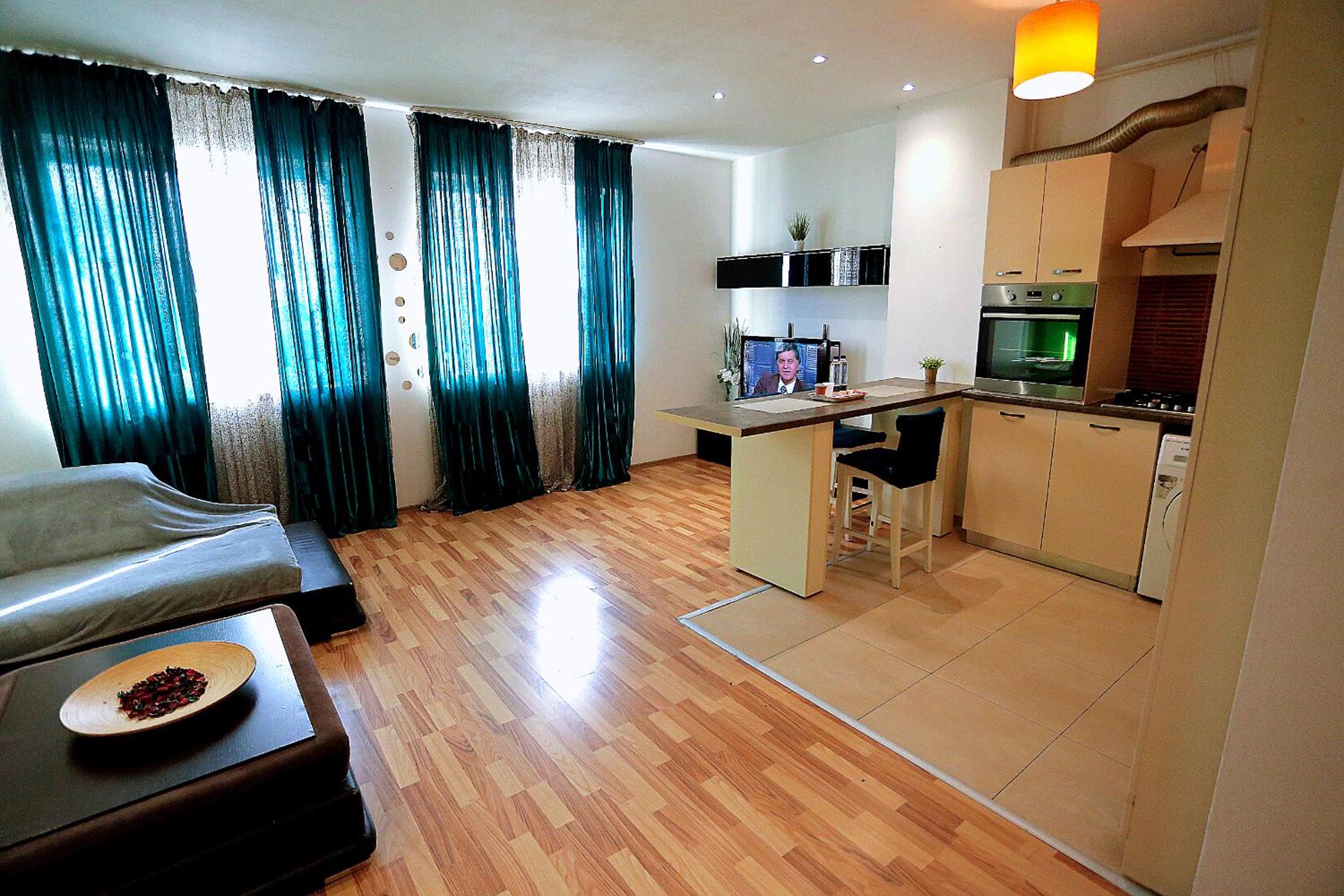Cataleya Suites Aparthotel