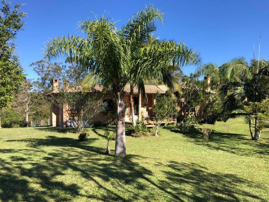 Casa de campo para relaxar em meio à natureza!