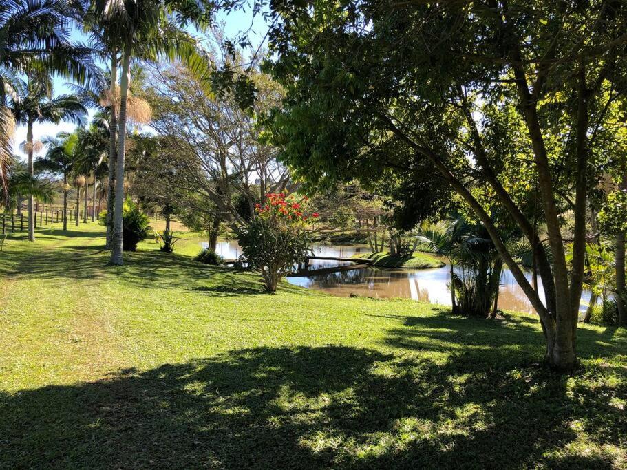 Casa de campo para relaxar em meio à natureza!