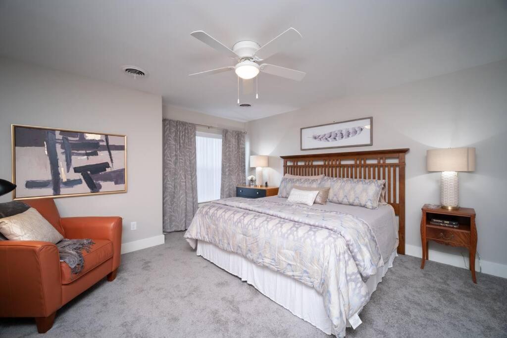 New Beautiful 3 Bedroom Condo in Bettendorf view 4