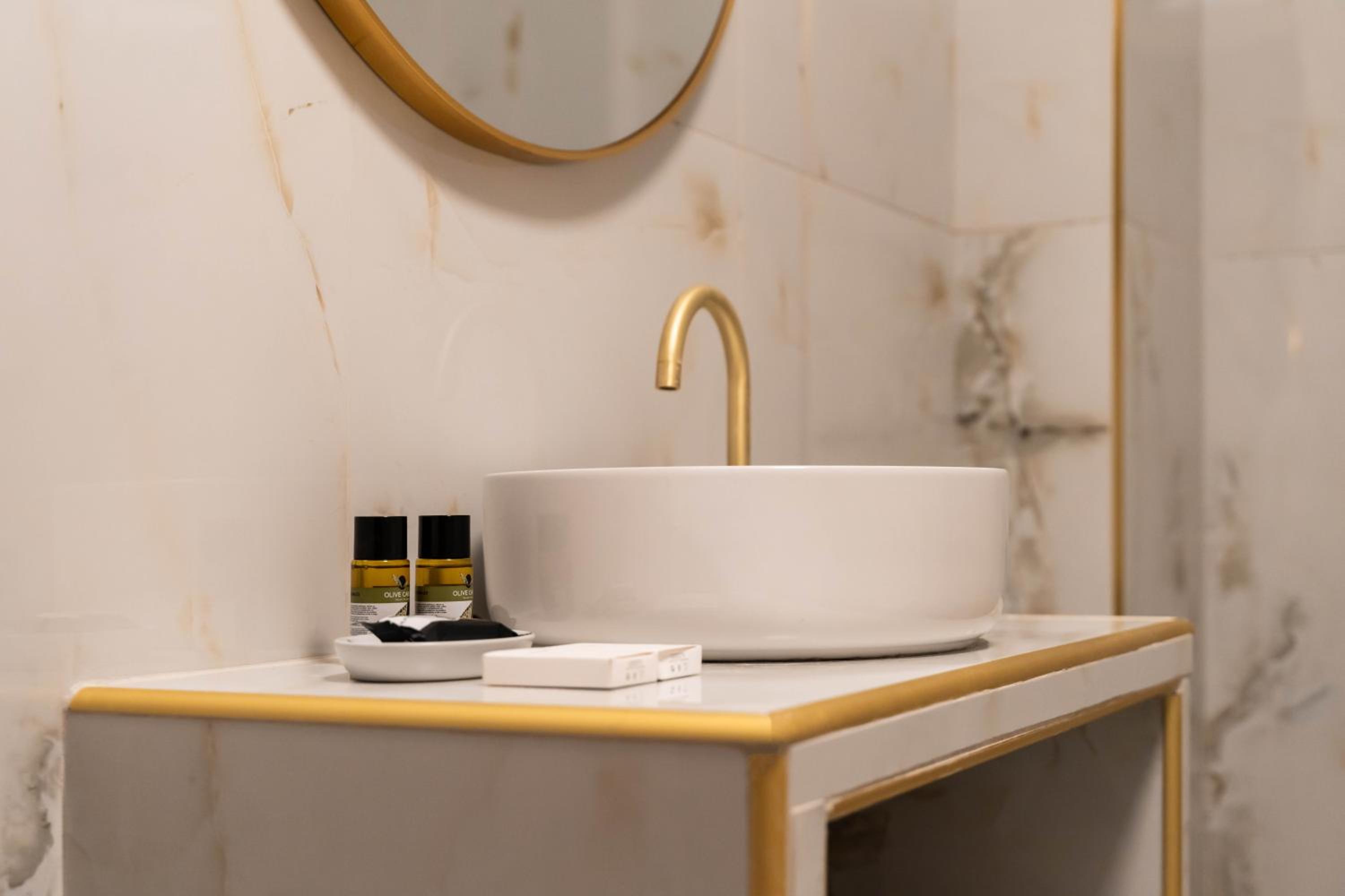 Rovertou Galli 3-5 by Athens Concept Residences
