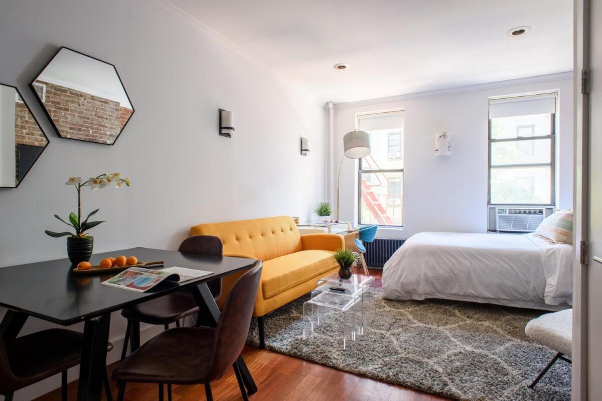24-10 Studio Prime Gramercy WD in Unit