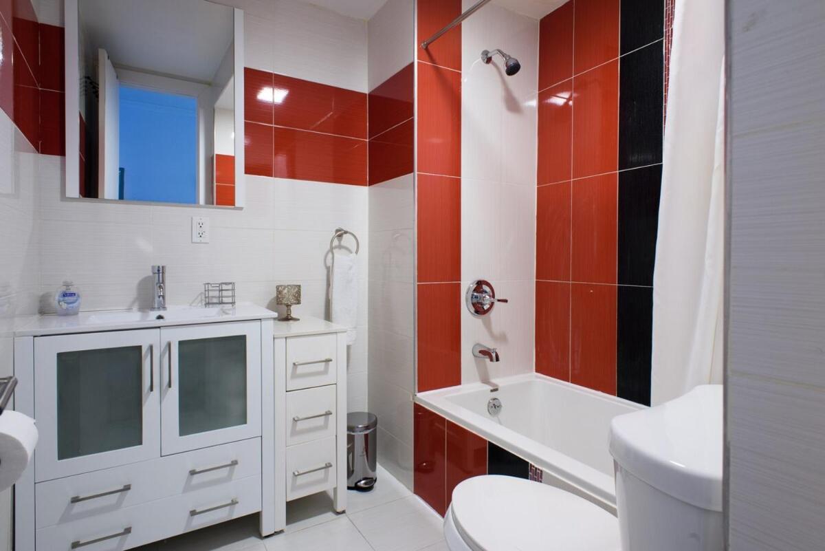 24-10 Studio Prime Gramercy WD in Unit