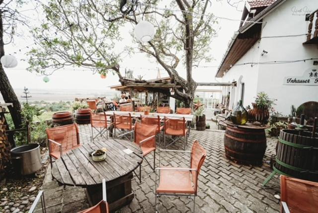 Inhauser Pincészet&Guesthouse&Restaurant