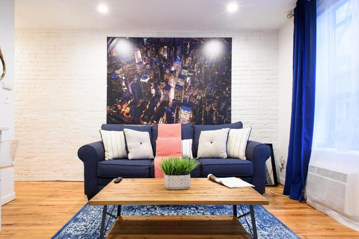 26-4B Newly Furnished 1BR W D Courtyard