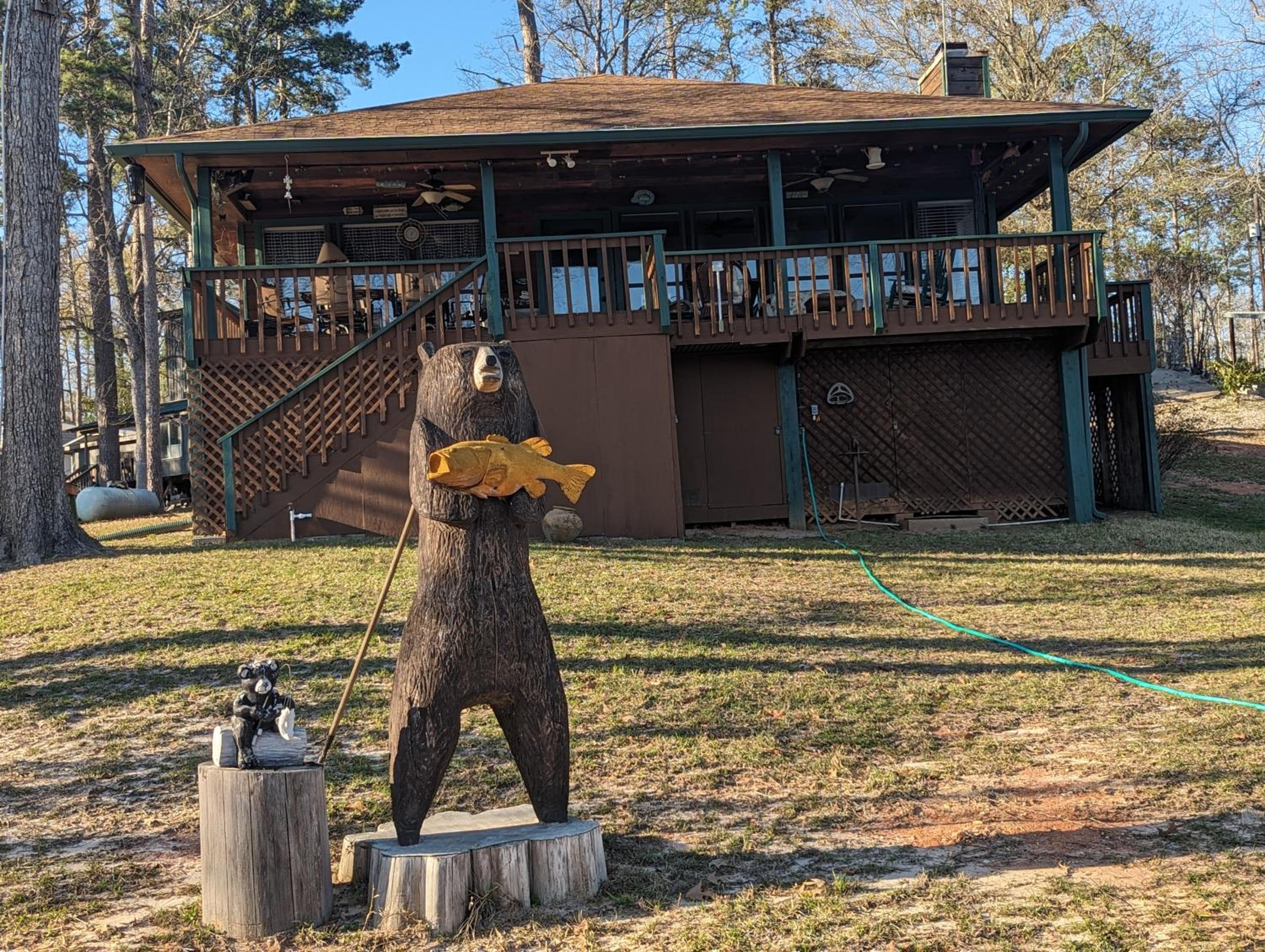 Leesville Vacations - Robbins Nest - Property Image 2