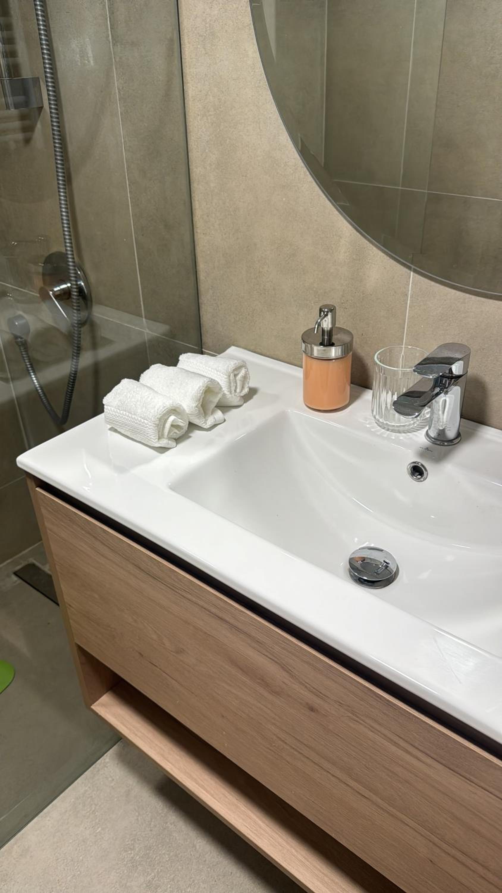 Alto Las Condes Apartments