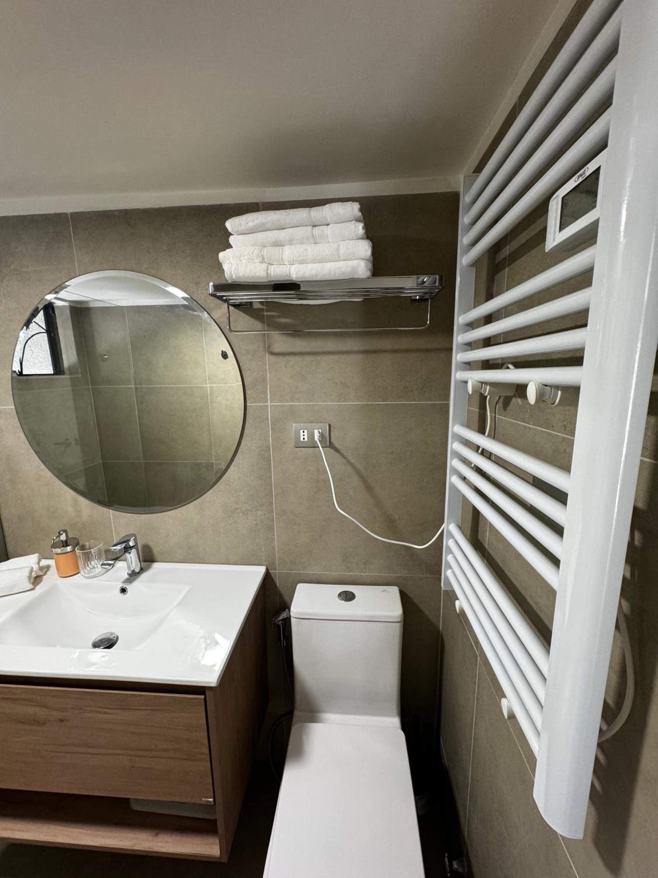 Alto Las Condes Apartments