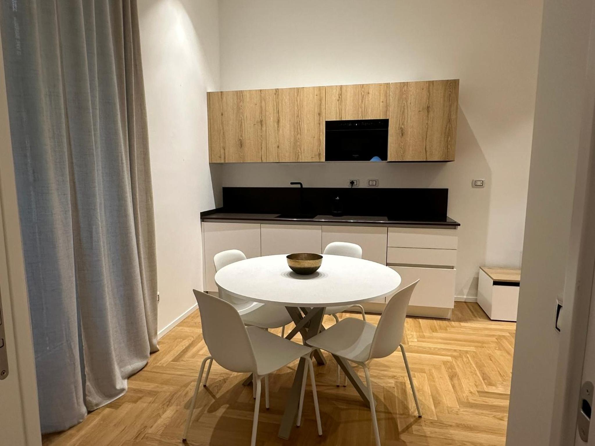 Lily Suite