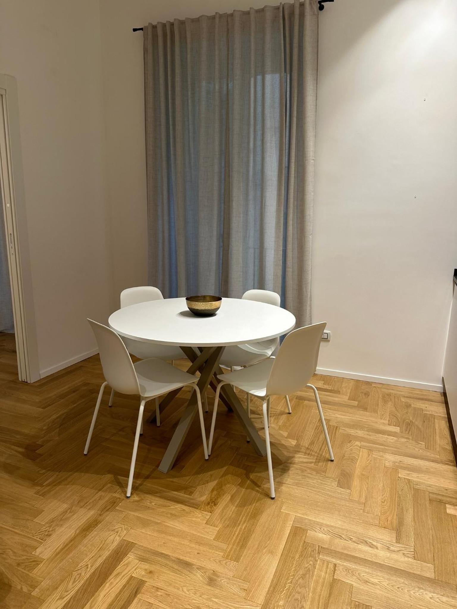 Lily Suite