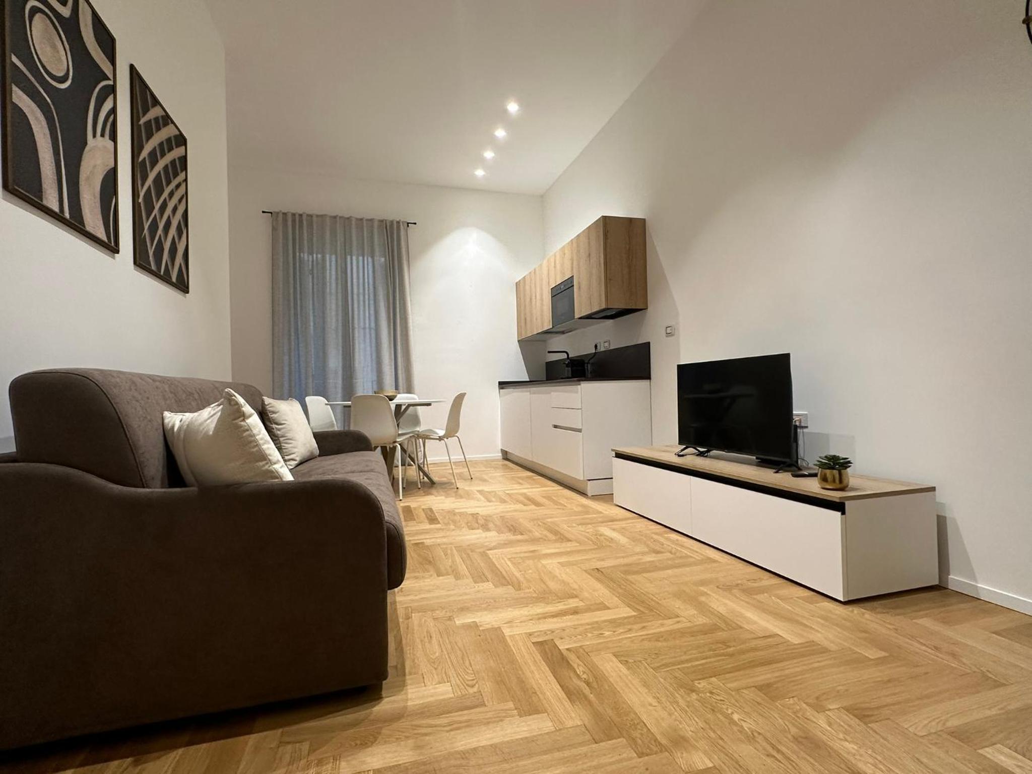 Lily Suite