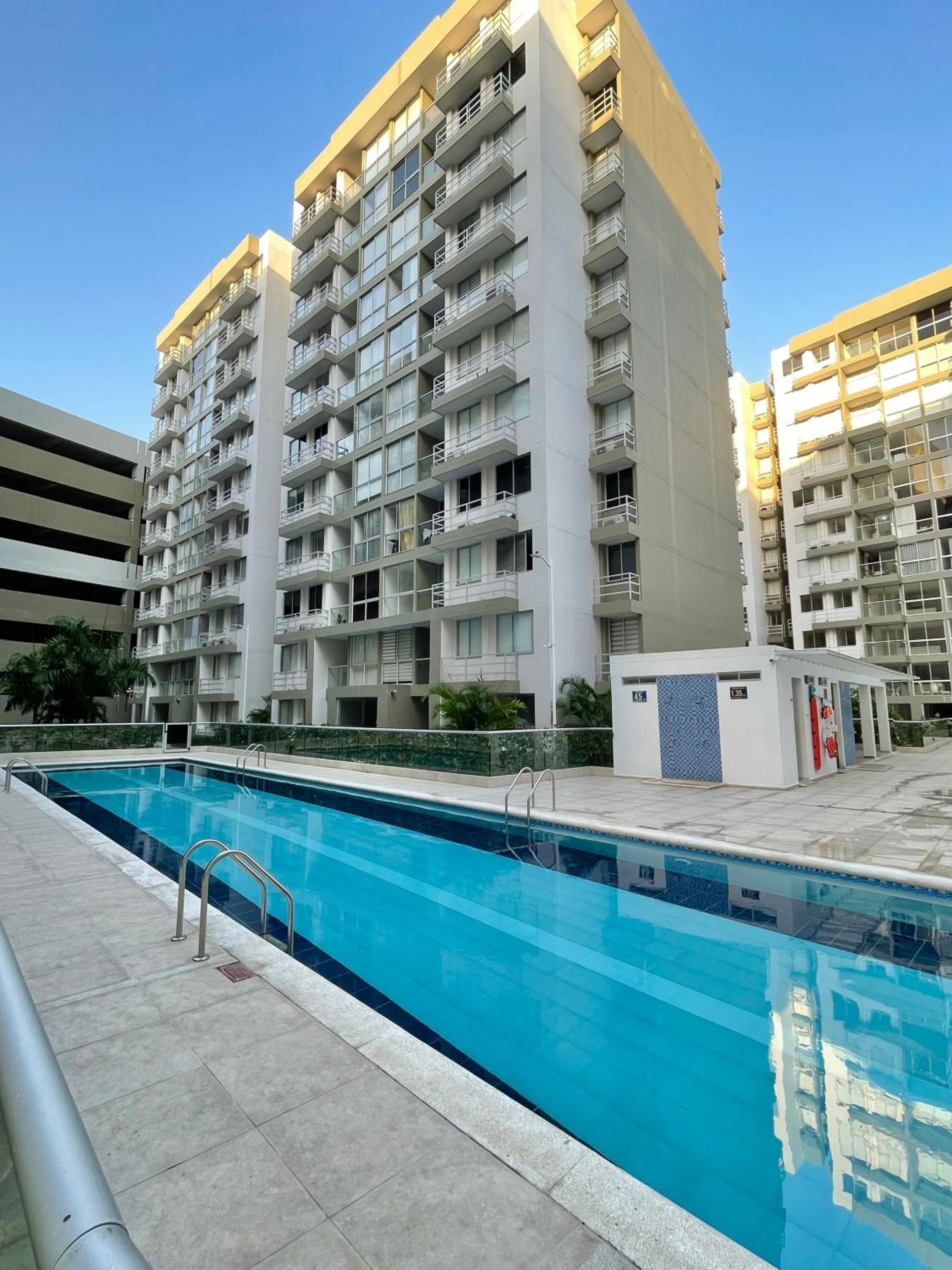 Amplio iluminado 2 habitaciones