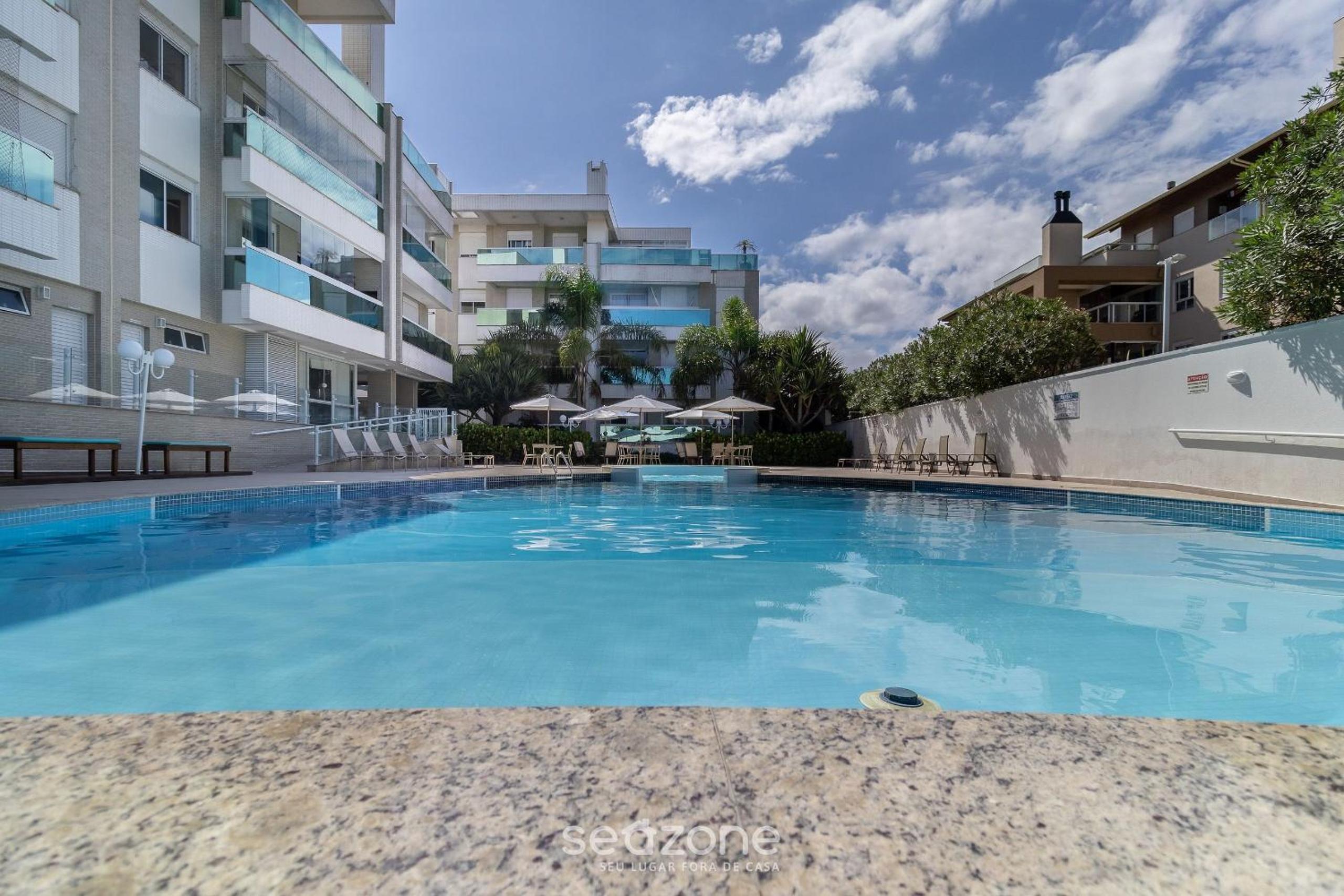 Apt w swimming pool 400m fr Campeche Beach RAP308