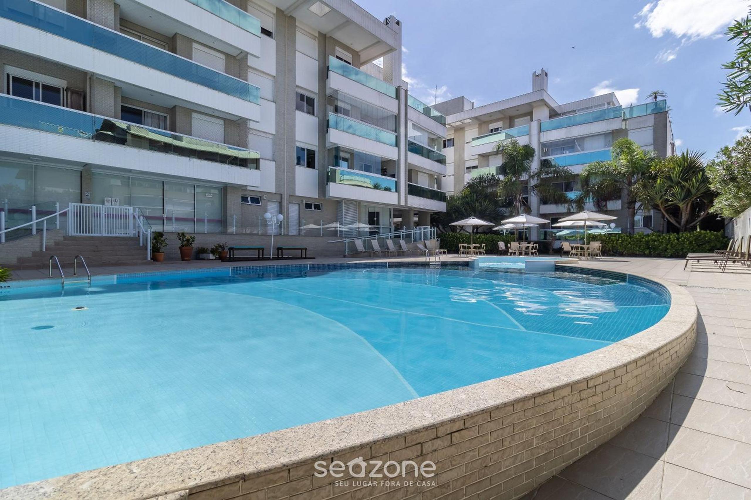 Apt w swimming pool 400m fr Campeche Beach RAP308