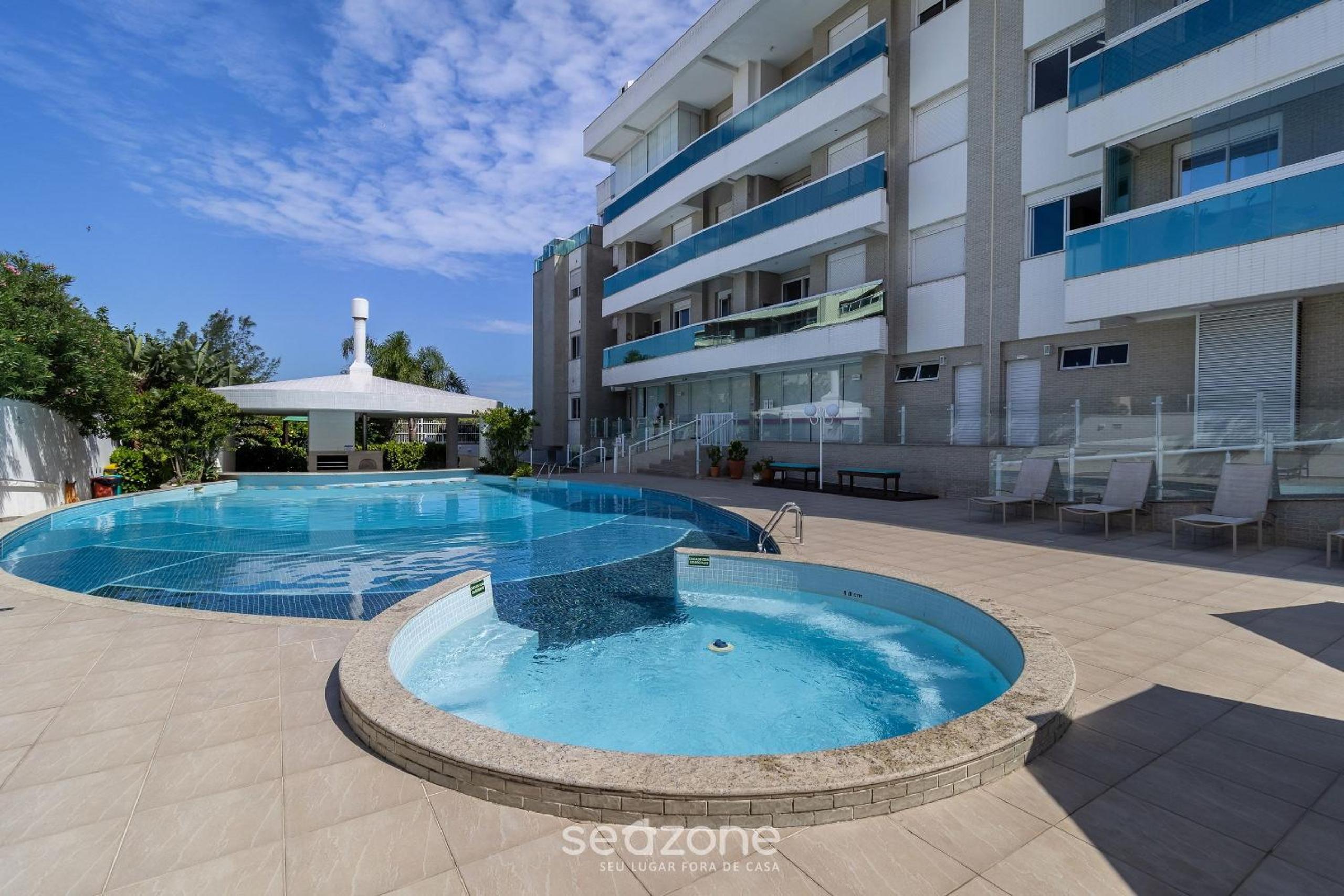 Apt w swimming pool 400m fr Campeche Beach RAP308