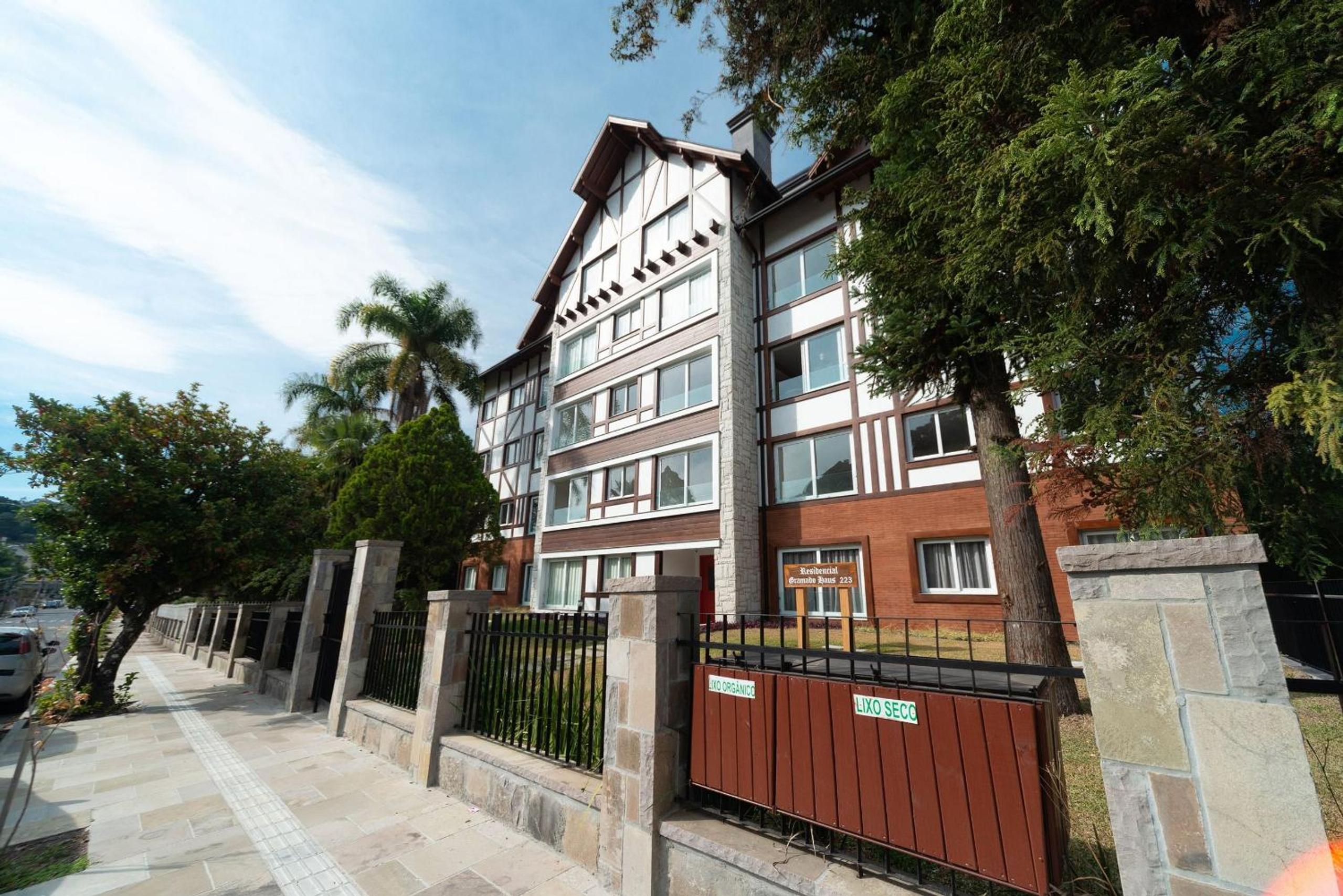 Brand New and Fully Equipped Apartment in the Center of Gramado!