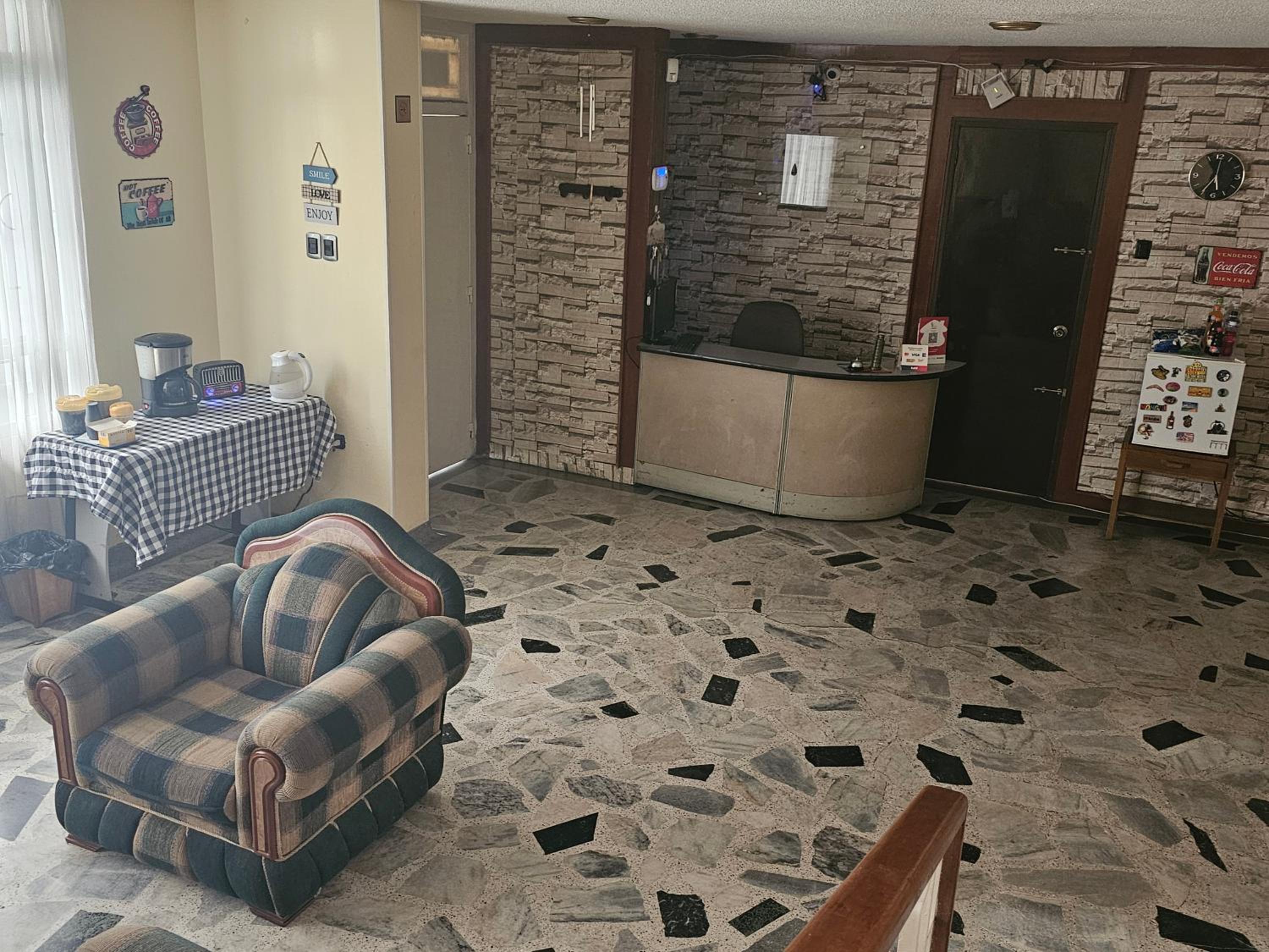Apartasuite Movistar Campin