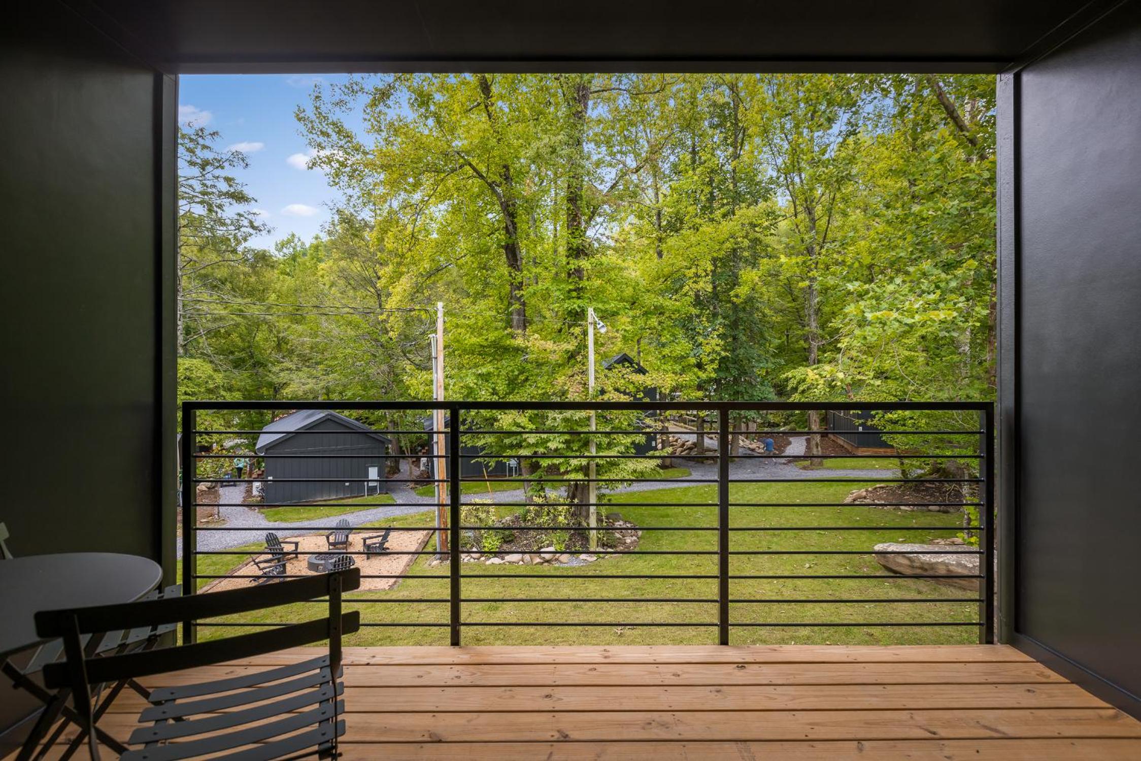 Roamstead Smoky Mountains view 5