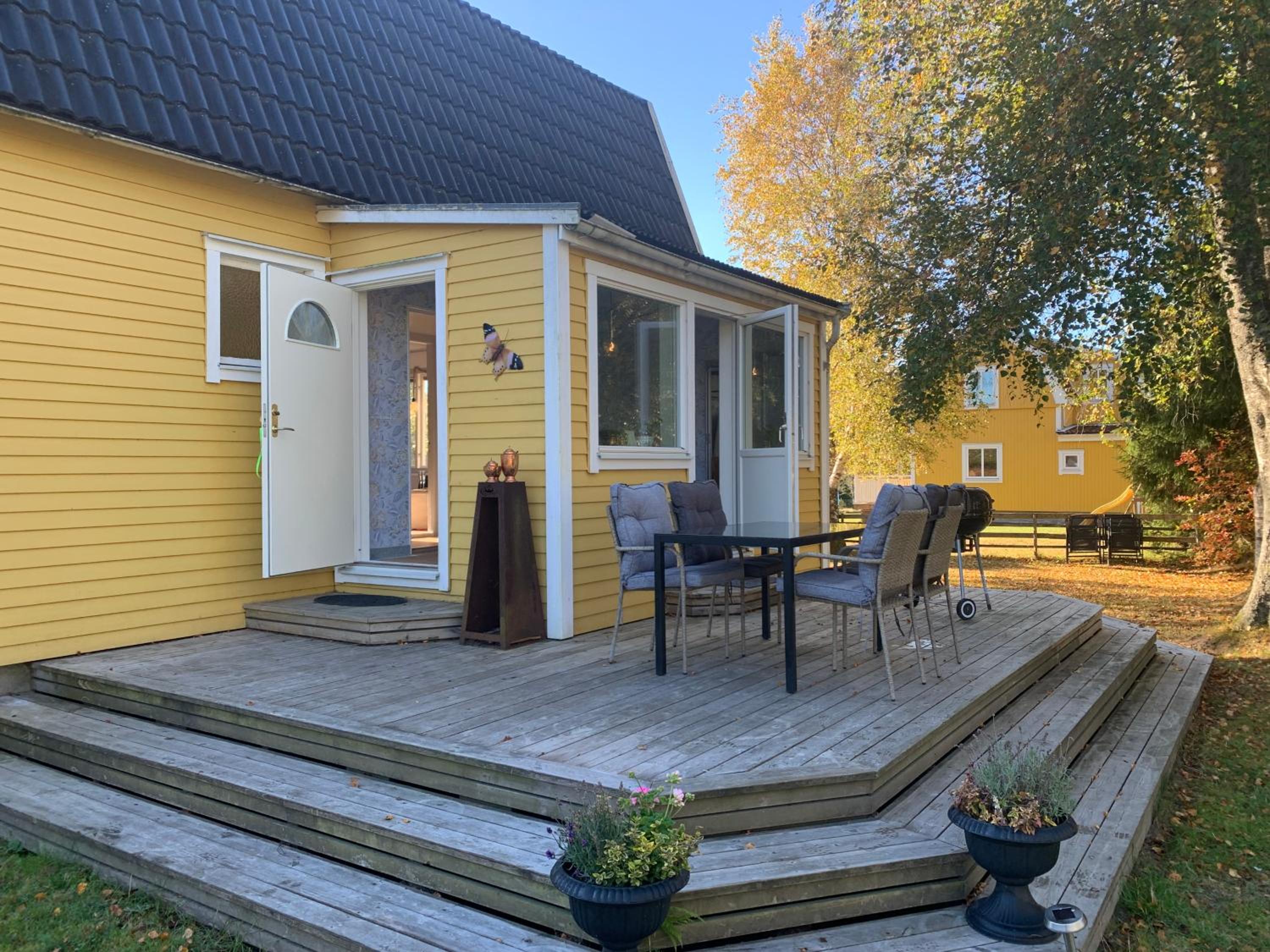 The Solhem Cabin - 80m to the lake, 1930s charm view 2