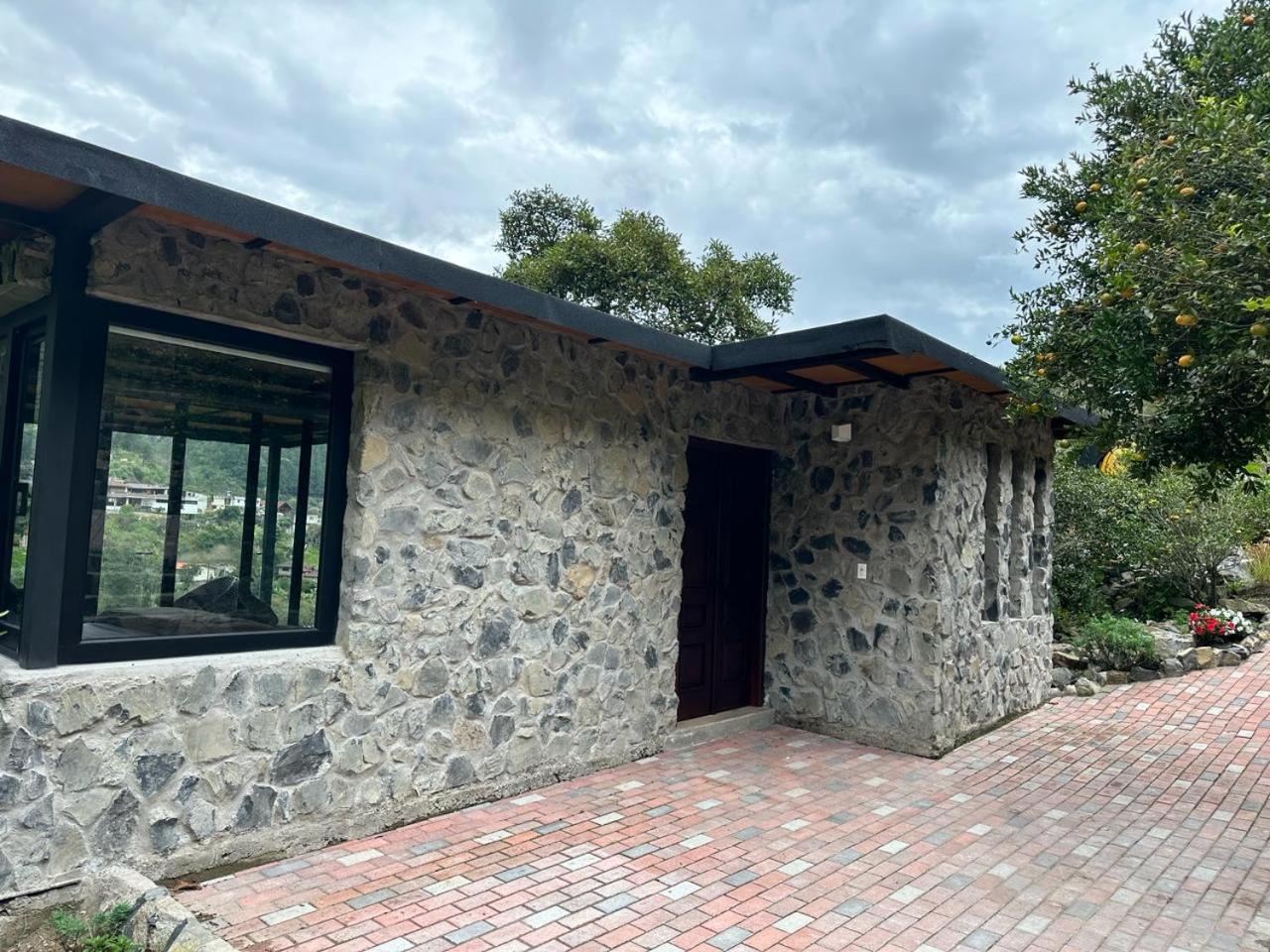 BAÑOS GLAMPING LEONORÈ