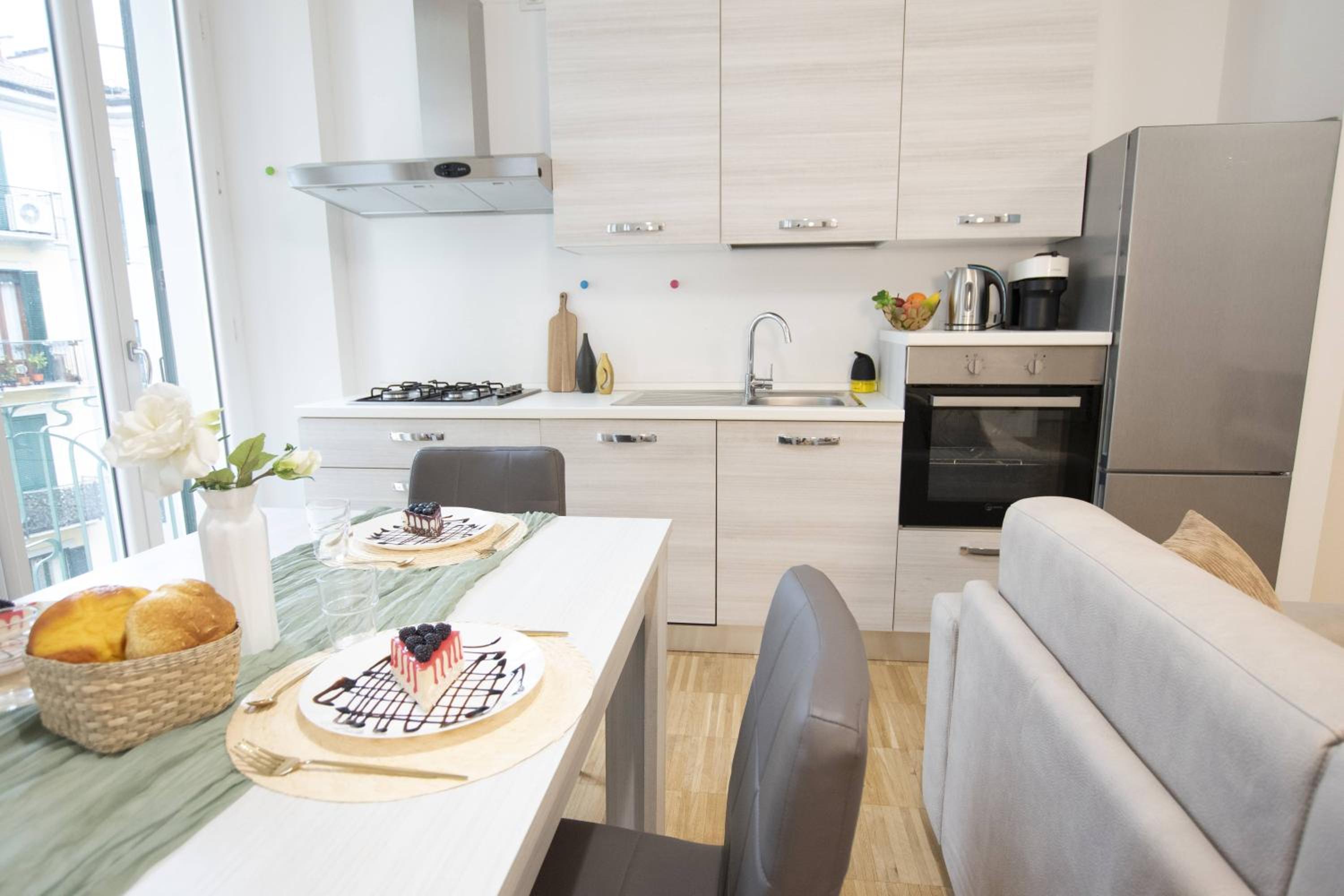 We Home - Premuda Boutique, Milano