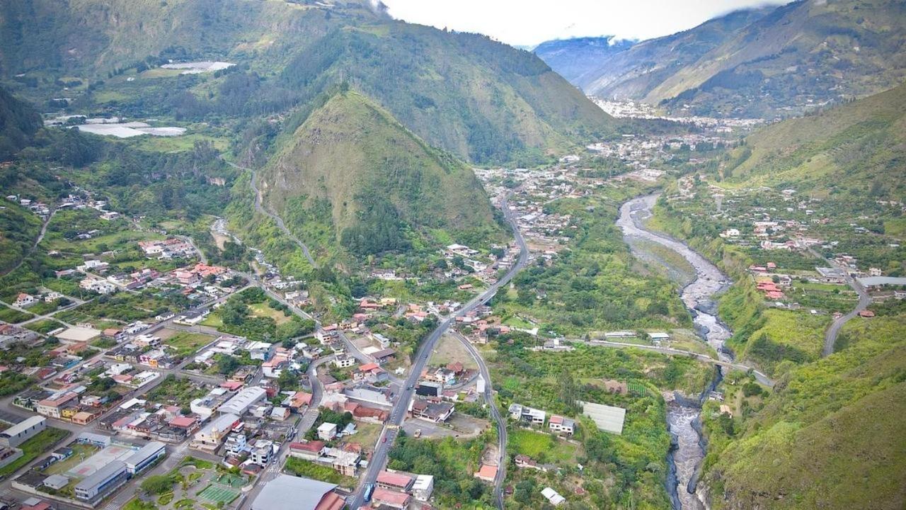 BAÑOS GLAMPING LEONORÈ
